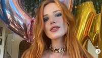 Bella Thorne menjadi sorotan lagi usai disebut menghasilkan Rp 14 miliar dalam waktu sehari di situs OnlyFans. Dok. Instagram/bellathorne