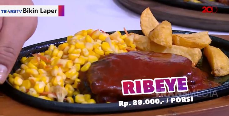 Bikin Laper TransTV makan giant ribs dan rib eye