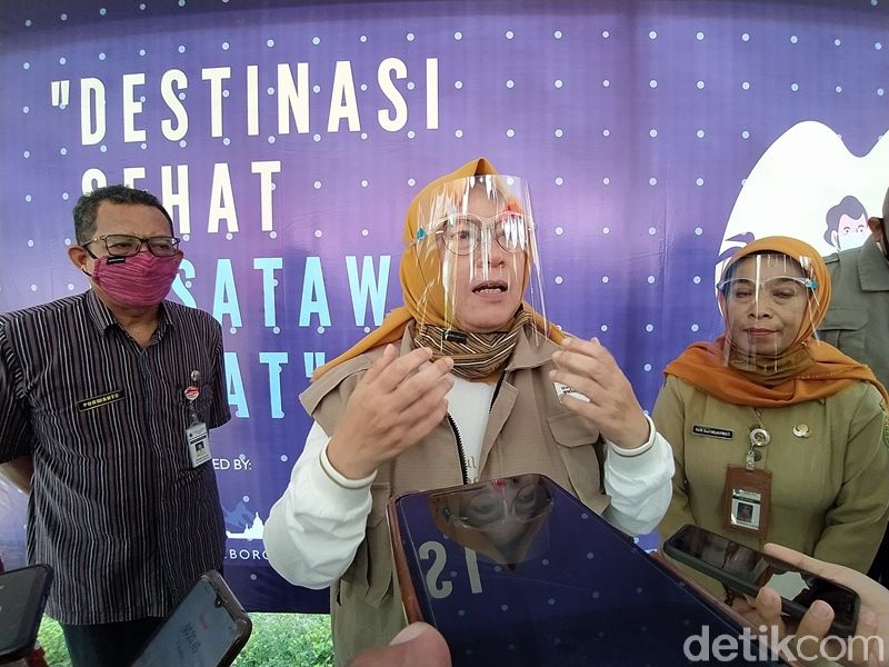 Direktur BOB Indah Juanita