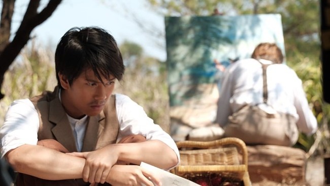 Untuk film Bumi Manusia, Iqbaal Ramadhan tidak banyak mengubah rambutnya hanya tampak lebih panjang. Foto: Instagram @iqbaal.e