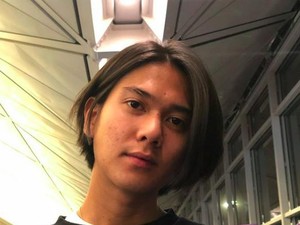 Iqbaal Ramadhan Bikin Heboh, Gaya Rambutnya Jadi Perhatian