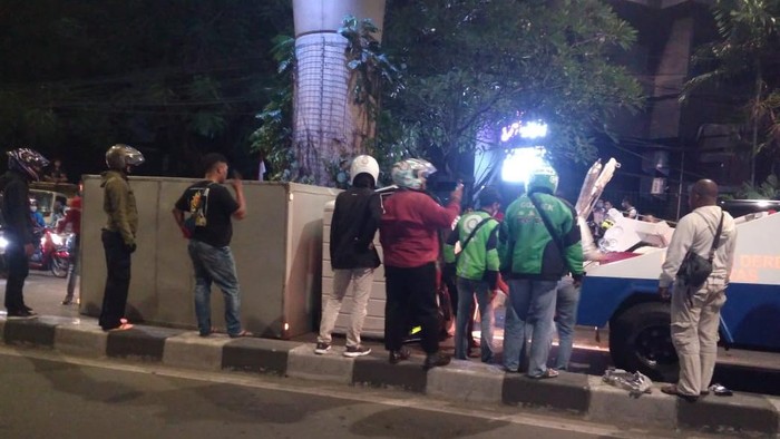 Kecelakaan mobil boks di Jalan Pangeran Antasari Jaksel