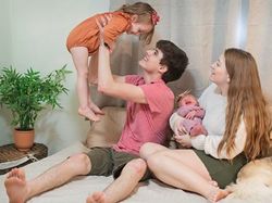 Sosok YouTuber Remaja Meninggal, Tinggalkan Istri dan 2 Anak