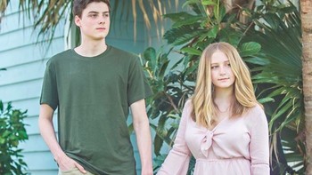Landon Clifford bersama istrinya, Camryn Clifford, yang saat ini sama-sama berusia 19 tahun. Mereka memang menikah muda dalam upacara yang berlangsung tahun silam. Foto: Instagram