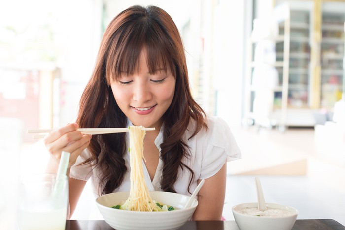 Makan mie
