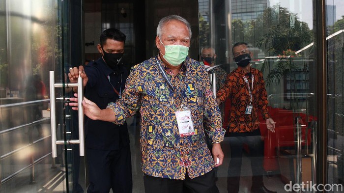 Para menteri dan sejumlah kepala daerah menghadiri Aksi Nasional Pencegahan Korupsi (ANPK) di Gedung KPK, Jakarta, Rabu (26/8/2020). Tampak hadir seperti Kepala Staf Kepresidenan Moeldoko, Menteri Agraria Sofyan Djalil, Menteri PAN-RB Tjahjo Kumolo, Menteri PUPR Basuki Hadimuljono, Gubernur DIY Sultan HB X dan Gubernur Sulsel Nurdin Abdullah. Presiden dan Wapres menghadiri acara ini secara daring. Salah satu acara ANPK tersebut yakni paparan capaian aksi dalam program Strategi Nasional Pencegahan Korupsi (Stranas PK).