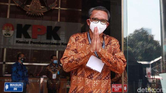 Para menteri dan sejumlah kepala daerah menghadiri Aksi Nasional Pencegahan Korupsi (ANPK) di Gedung KPK, Jakarta, Rabu (26/8/2020). Tampak hadir seperti Kepala Staf Kepresidenan Moeldoko, Menteri Agraria Sofyan Djalil, Menteri PAN-RB Tjahjo Kumolo, Menteri PUPR Basuki Hadimuljono, Gubernur DIY Sultan HB X dan Gubernur Sulsel Nurdin Abdullah. Presiden dan Wapres menghadiri acara ini secara daring. Salah satu acara ANPK tersebut yakni paparan capaian aksi dalam program Strategi Nasional Pencegahan Korupsi (Stranas PK).