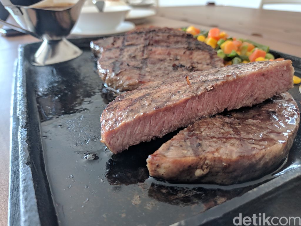 ono steak jatiwaringin