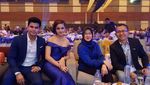 Intip Gaya Mewah dan Elegan Ovi Dian saat Kulineran