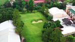 Potret Rumah Ovi Dian yang Punya Lapangan Golf Sendiri