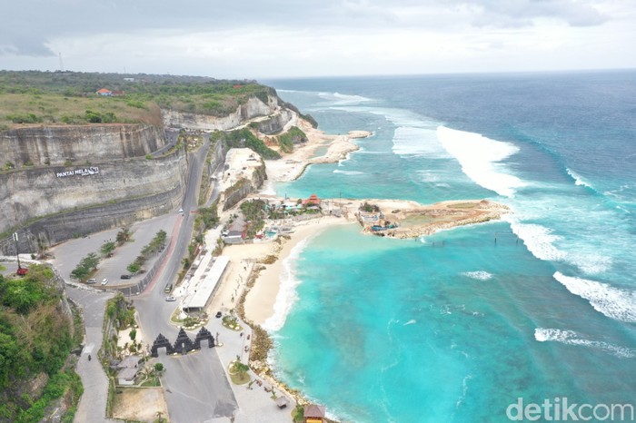 Pantai Melasti