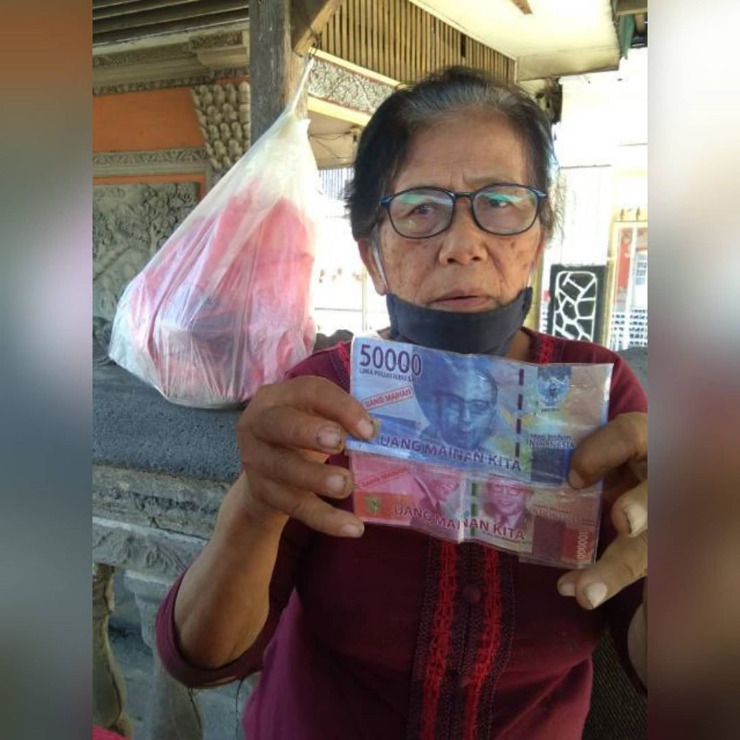 penjual makanan ditipu pembeli
