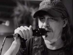 Riley Gale Vokalis Power Trip Meninggal Dunia