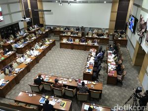 Rapat dengan Komisi III DPR, KPK Minta Tambahan Anggaran Rp 825 M