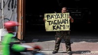 Namun hingga kini tuntutan aksi belum ditanggapi serius oleh perusahaan BUMN tersebut.