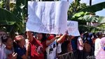 Tangis Kerabat Korban Pembunuhan 4 Sekeluarga di Sukoharjo