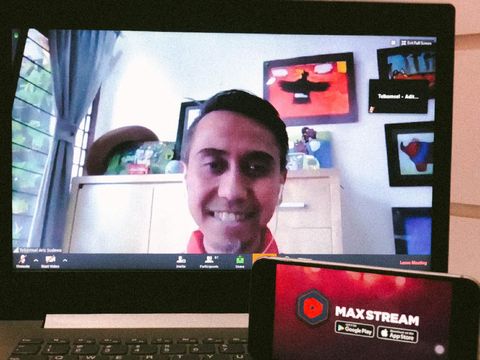 Untuk menghadirkan konten yang beragam di platform video on demand MAXstream, Telkomsel menghadirkan konser musik digital hingga wisuda online.
