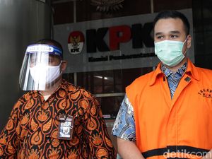 Saksi Sebut Menantu Nurhadi Terima Uang Hiendra Soenjoto buat Beli Tas Hermes