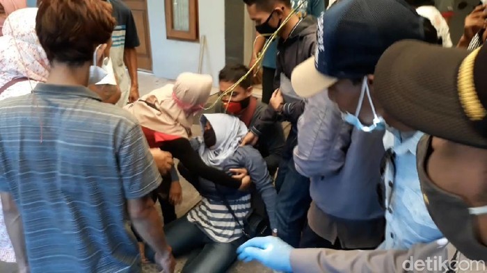 TKP pembunuhan 4 orang sekeluarga di Sukoharjo dibuka, Rabu (26/8/2020).