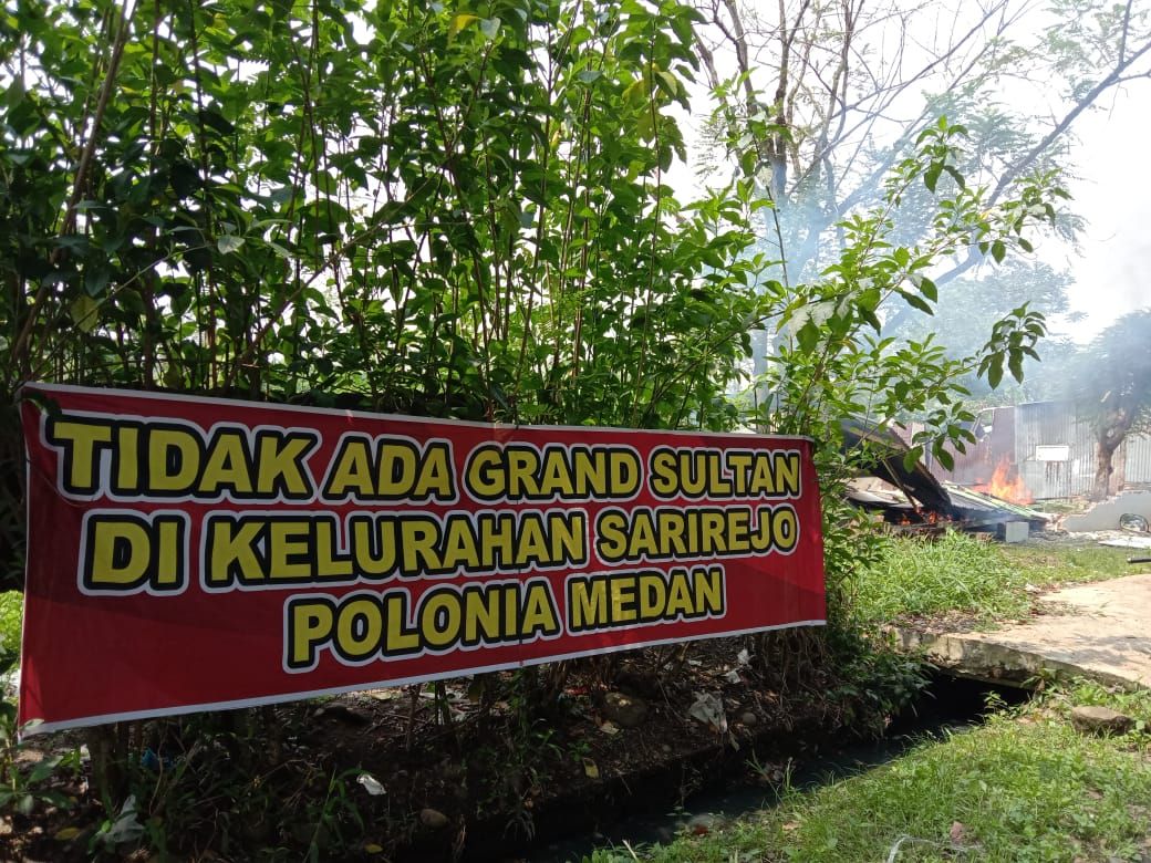 Warga di Medan protes soal klaim tanah Grand Sultan (Ahmad Arfah-detikcom)