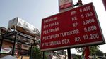 Waspada COVID-19, Tugu Peti Mati Mejeng di Pademangan Barat