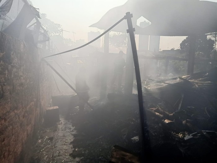 6 Rumah Kebakaran di Depok