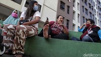 Begini aktivitas sejumlah warga penghuni Rusunawa Rorotan , Jakarta Utara, Kamis (27/8/2020).