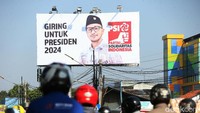 Baliho besar dengan foto bertuliskan Giring untuk Presiden 2024 pun mulai terpasang dan  menghiasi jalan protokol.
