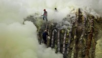 Taman bumi atau Geopark Ijen, cakupannya meliputi 3 aspek. Yakni biodiversity, geologi, serta culture. Untuk Bondowoso ada 14 titik yang diproyeksikan untuk mendukung geopark tersebut. Getty Images/Ulet Ifansasti  