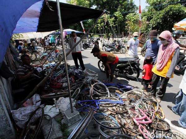 Geliat Aktivitas di Pasar Kliwon Bekonang Sukoharjo
