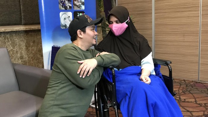 Indra Bekti dan Aldilla Jelita
