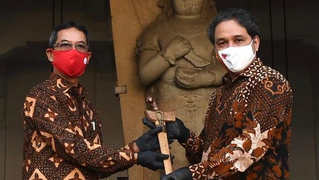 Istana Serahkan Keris Pusaka ke Museum Nasional Indonesia