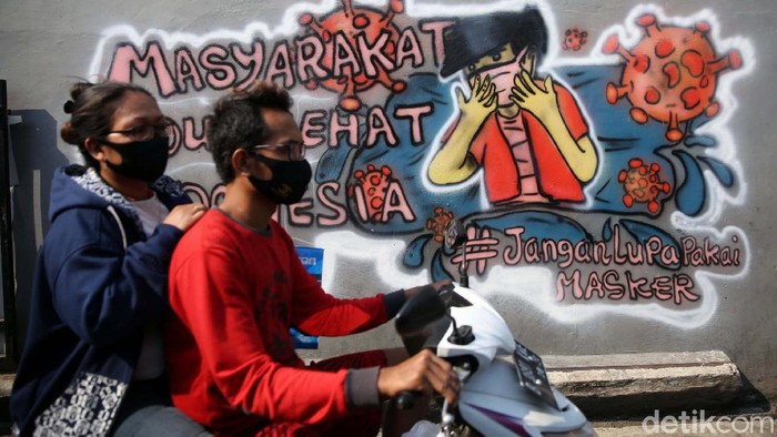 Kampung Siaga COVID-19, Penuh Mural Lawan Corona Kampung Rawa Pasung RW 22, Kelurahan Kota Baru, Bekasi, Jawa Barat, disebut sebagai kampung siaga COVID-19. Kampung ini dipenuhi mural tentang bahaya Corona.