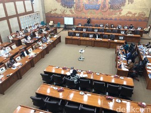 Agus Gumiwang-Bahlil Rapat Bareng DPR, Bahas Anggaran 2019-2020