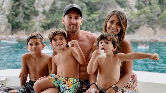 Lionel Messi liburan Lionel Messi liburan