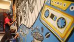 Mural Warna-warni Percantik Permukiman di Bandung
