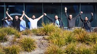 Seperti dilansir dari Associated Press (AP), Kamis (27/8/2020), hakim menjatuhkan hukuman maksimum kepada pria penganut supremasi kulit putih asal Australia itu. Ini merupakan pertama kalinya hukuman penjara seumur hidup diterapkan di Selandia Baru.