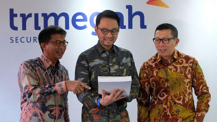 Trimegah Gelar RUPST PT Trimegah Sekuritas Indonesia menggelar RUPST di Jakarta, Rabu (26/8). Dalam menghadapi 2020, Trimegah mengedepankan layanan secara digital.