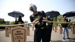 Usung Keranda Mayat, Aktivis Minta RPP Perlindungan ABK Disahkan