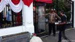 Antusias Warga Yogyakarta Terima Paket Sembako dari Jokowi