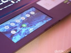 Penampakan Notebook Asus Harga Rp 88 Juta