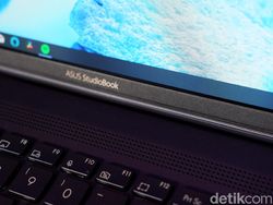 Penampakan Notebook Asus Harga Rp 88 Juta