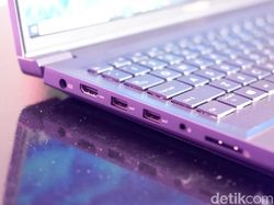 Penampakan Notebook Asus Harga Rp 88 Juta