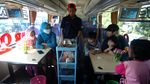 Di Pemalang Ada Bus Wisata yang Dirombak Jadi Angkringan Lho