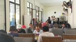 Foto: Lezatnya Empal Gentong Cirebon di Restoran Legendaris