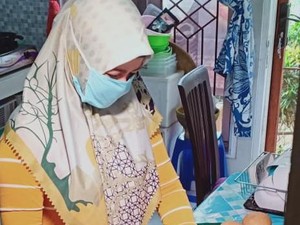 Kisah Wanita Tak Menyerah Setelah Kena PHK karena Corona, Jual Kebab Online