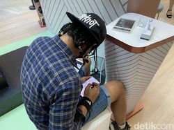 Suasana Penjualan Galaxy Note 20 Offline di Tengah Pandemi