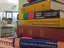 Bekas Pacar Atau Mantan Pacar, Siapa Penemu Kata Mantan?