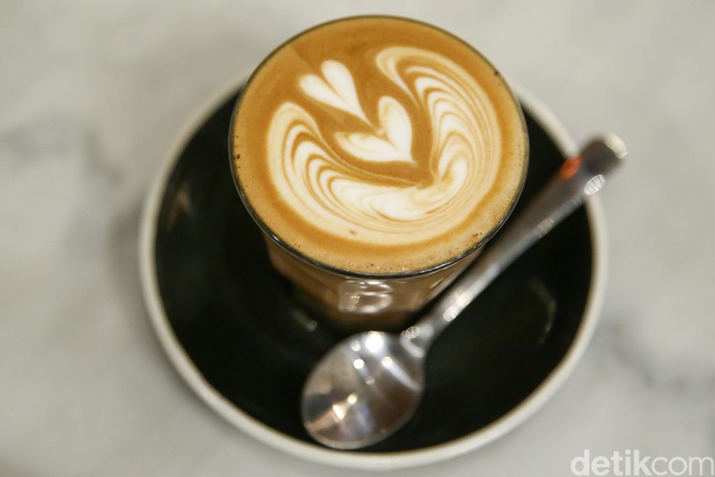 Kafe Revolver Espresso Bali