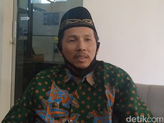 Ketua Pimpinan Daerah Muhamadiyah (PDM) Kota Pekalongan, Pasrum Affandi, Jumat (28/8/2020). (Robby Bernardi/detikcom)